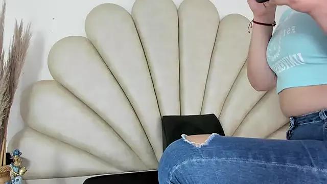 Natasha__Blue from StripChat is Freechat
