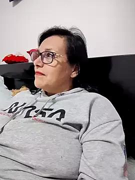 Natasha_miilf from StripChat is Freechat