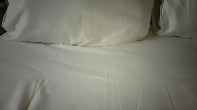 Photos of NaughtyMrsKnox from StripChat is Private