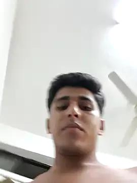 Nerd_harry from StripChat is Freechat
