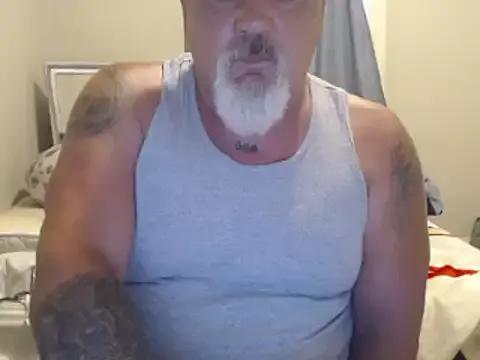 Newfiesausage1972 from StripChat is Freechat