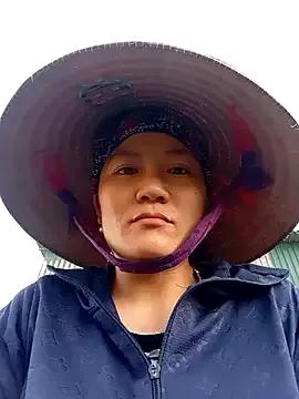Photos of Nguyenlan from StripChat is Freechat