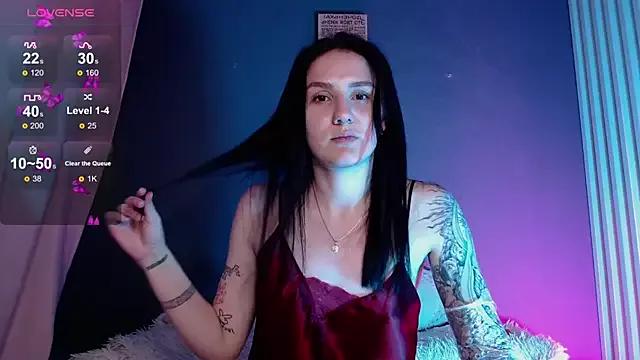 NiaEllis from StripChat is Freechat