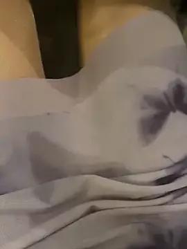 Niannian--sexy from StripChat is Freechat