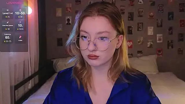 Nicole_Eniston from StripChat is Freechat