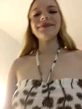 Girls free live sex cams: Check out the satisfaction of typing and cam2cam with our sensual livestreamers, who will teach you all about temptation and desires with their smoking hot physiques.