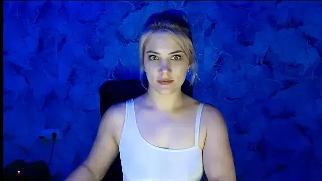 nika_gold1 from StripChat is Freechat
