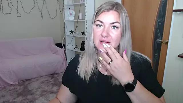 NikaSkylink from StripChat is Freechat