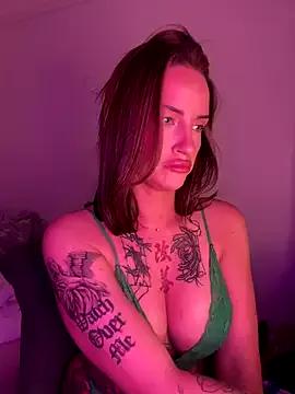 Photos of Nikki__Foxx from StripChat is Freechat
