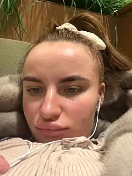 Nikki_Betty from StripChat