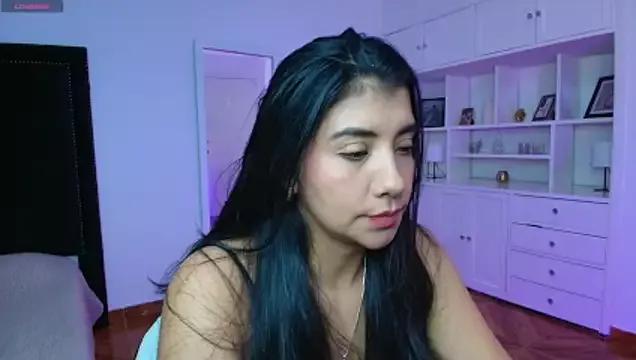 nina_moen from StripChat is Freechat