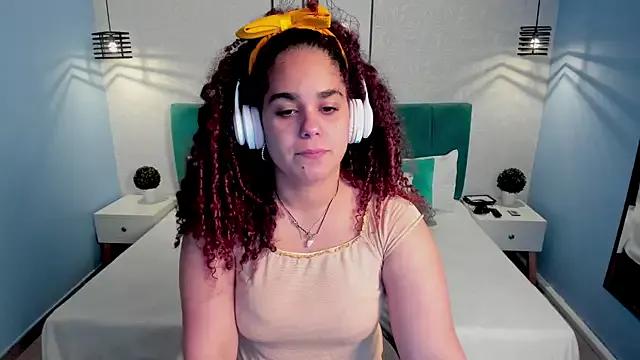 ninna_curly from StripChat is Freechat