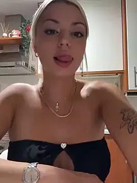 Girls free live sex cams: Check out the satisfaction of typing and cam2cam with our sensual livestreamers, who will teach you all about temptation and desires with their smoking hot physiques.