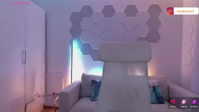 Girls free live sex cams: Check out the satisfaction of typing and cam2cam with our sensual livestreamers, who will teach you all about temptation and desires with their smoking hot physiques.