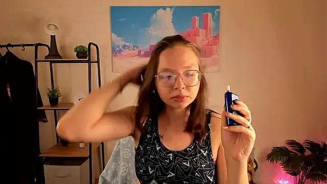 Nuura_Moore from StripChat is Freechat