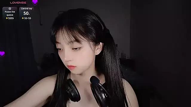 oblakitty from StripChat is Freechat