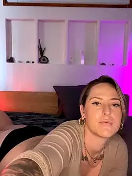 Girls free live sex cams: Check out the satisfaction of typing and cam2cam with our sensual livestreamers, who will teach you all about temptation and desires with their smoking hot physiques.