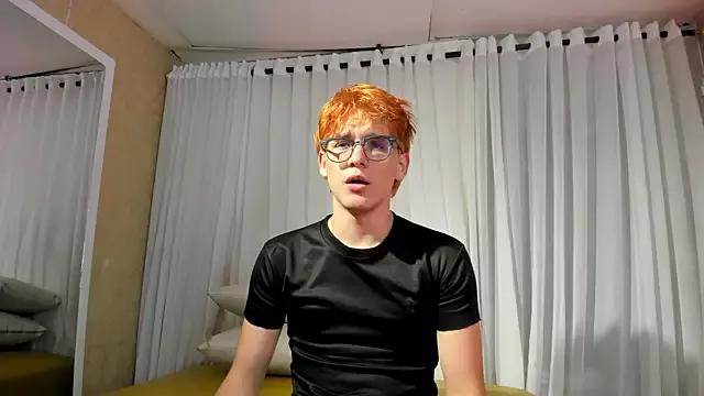 oliver_big19 from StripChat is Freechat