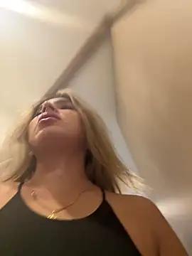 Girls free live sex cams: Check out the satisfaction of typing and cam2cam with our sensual livestreamers, who will teach you all about temptation and desires with their smoking hot physiques.