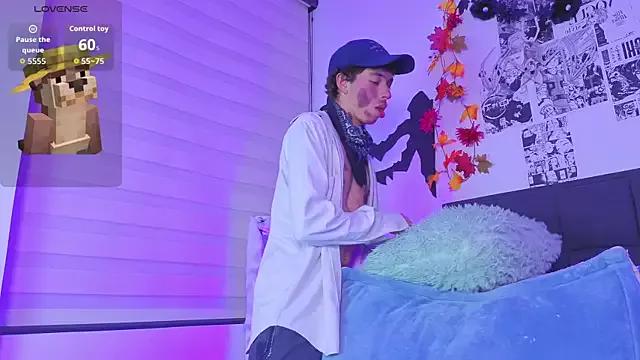 Otter_Star from StripChat is Freechat