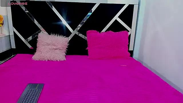 Pamela_wiish from StripChat is Freechat