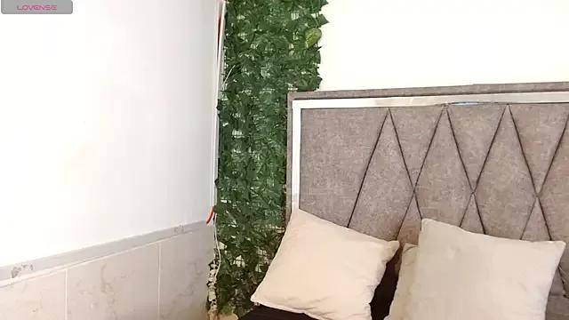 ParisRice from StripChat is Freechat