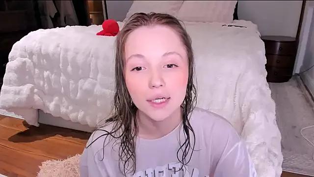 peach_vibes from StripChat is Freechat