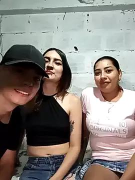 petitejulis from StripChat is Freechat