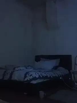 PetiteSquirtQueen from StripChat is Freechat