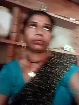 Pinki_yadavni from StripChat is Freechat