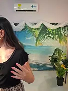 Girls free live sex cams: Check out the satisfaction of typing and cam2cam with our sensual livestreamers, who will teach you all about temptation and desires with their smoking hot physiques.