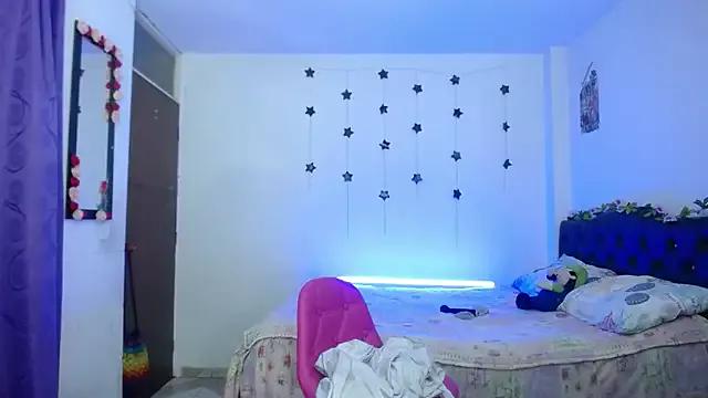 pinky_violeta from StripChat is Freechat