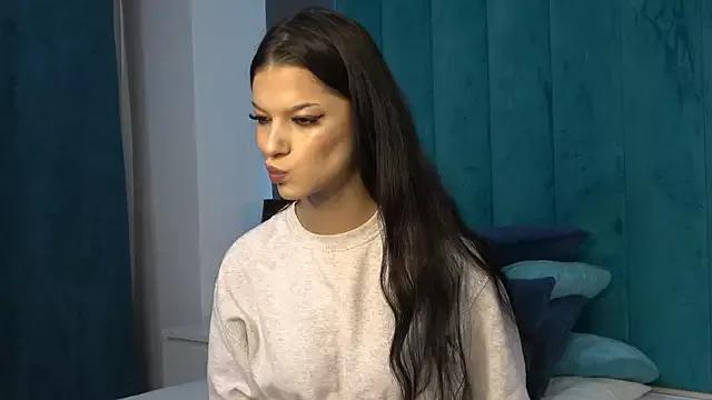 PinkyPill from StripChat is Freechat