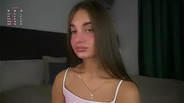 Girls free live sex cams: Check out the satisfaction of typing and cam2cam with our sensual livestreamers, who will teach you all about temptation and desires with their smoking hot physiques.