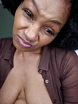 playgirlmc from StripChat is Freechat