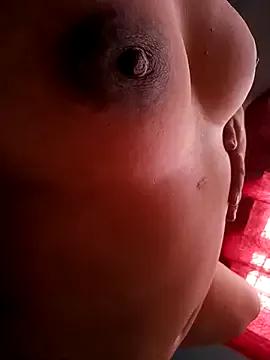 PollyBhabhi from StripChat is Freechat
