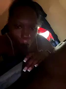 PrettyGal_Tingz from StripChat is Freechat