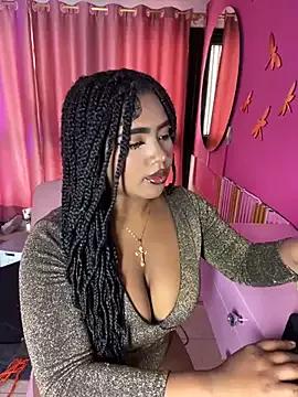 PrettySofiaa from StripChat is Freechat