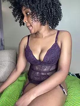 prettyvalleh from StripChat is Freechat