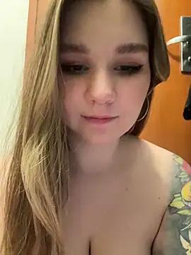 Girls free live sex cams: Check out the satisfaction of typing and cam2cam with our sensual livestreamers, who will teach you all about temptation and desires with their smoking hot physiques.
