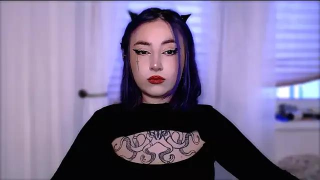 purplewitch from StripChat is Freechat