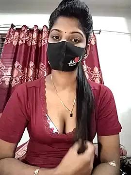 Queen-Any from StripChat is Freechat