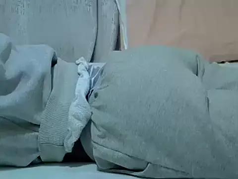 queenbarbie1 from StripChat