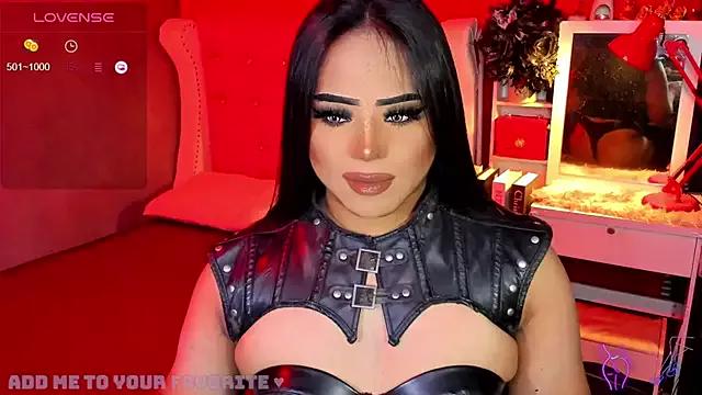 QUEENOFALLSLAVE from StripChat is Freechat