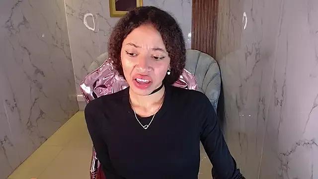 rachel_melody_sub from StripChat is Freechat