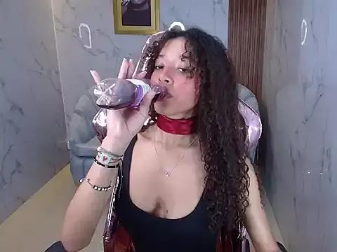 rachel_melody_sub from StripChat is Freechat