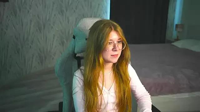RavenPante from StripChat is Freechat
