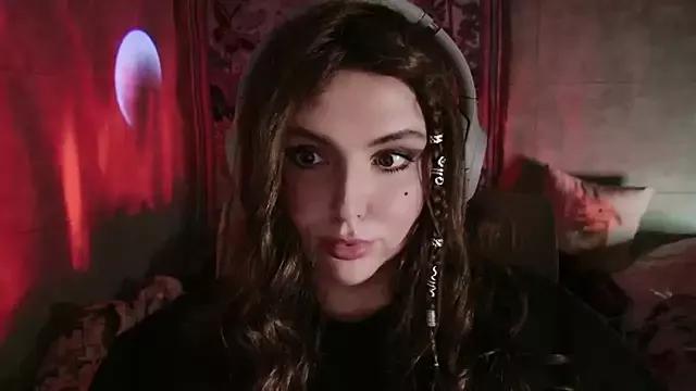 RavenRush from StripChat is Freechat