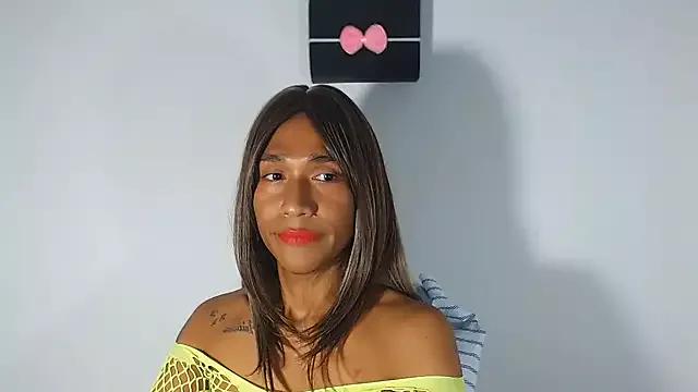 Photos of red_veltet from StripChat is Freechat