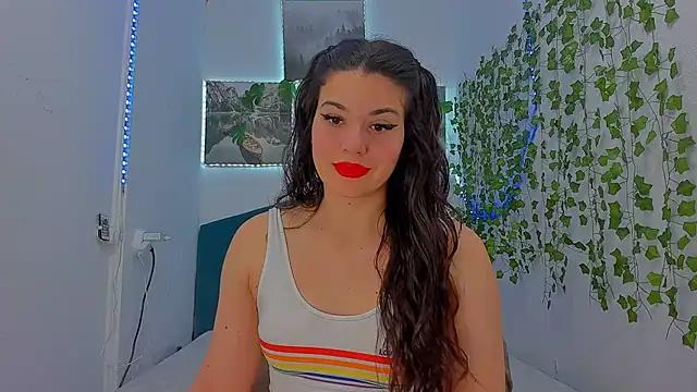 Get ready to be dazzled by the steamiest and freakiest young adult broadcasting sex cam shows on our young page. You're sure to find the excellent match for your whims. 